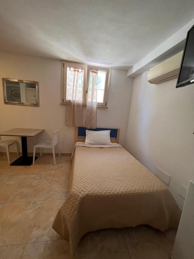 Rena Bianca House Ξενοδοχείο Porto Torres Εξωτερικό φωτογραφία