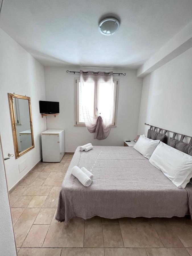 Rena Bianca House Ξενοδοχείο Porto Torres Εξωτερικό φωτογραφία